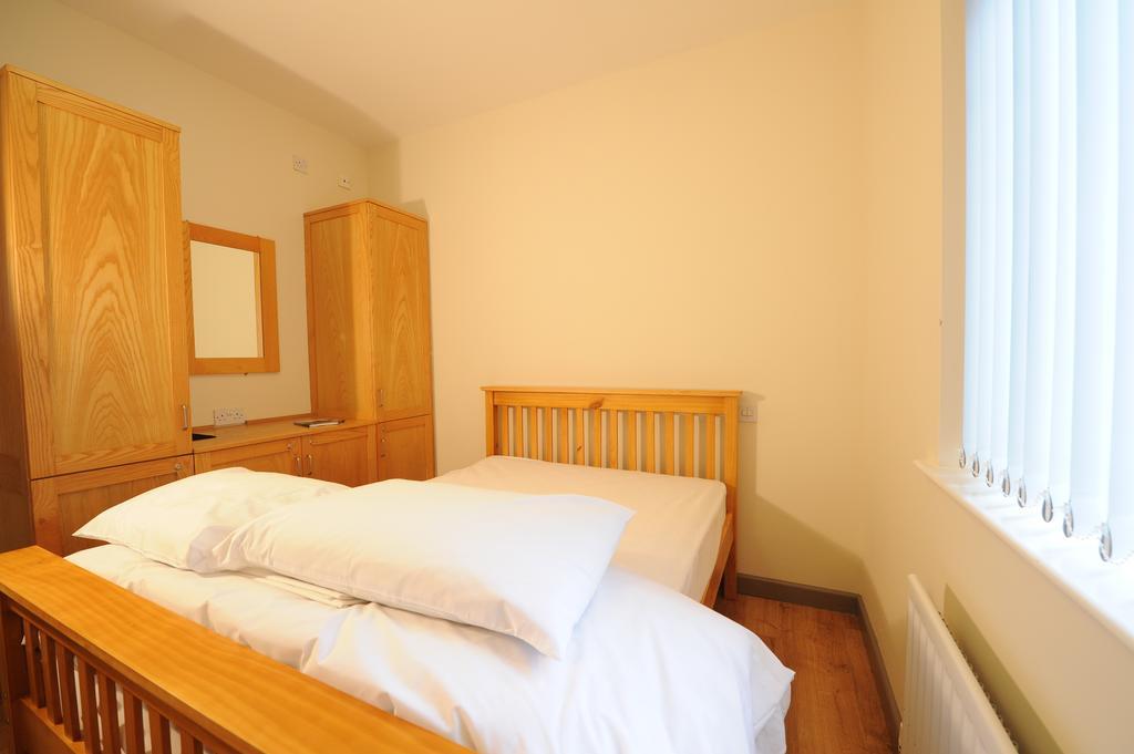 Armagh City Youth Hostel Room photo