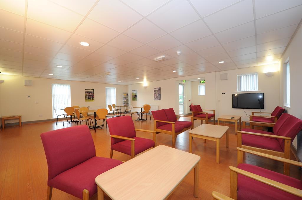 Armagh City Youth Hostel Room photo