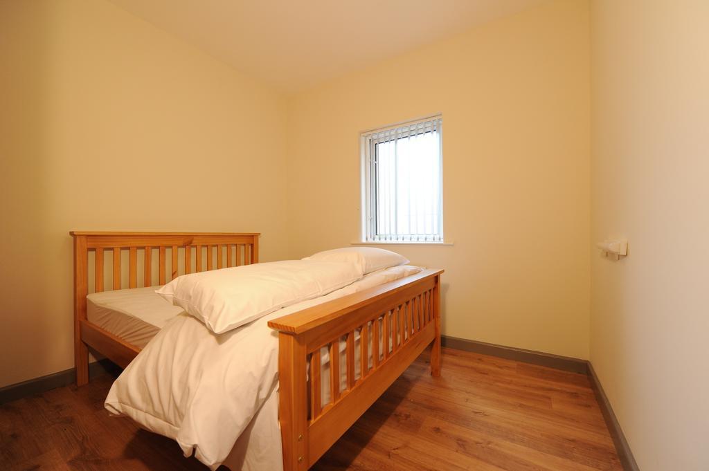 Armagh City Youth Hostel Room photo